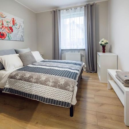 Apartament Liliowa 4 Z Tarasem 쿠도바-즈루이 외부 사진